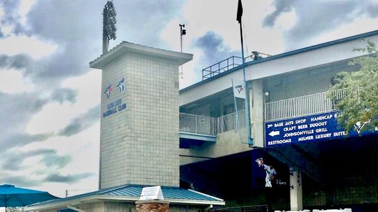 Pirates 2, Blue Jays 2, 6 1/2 innings taken in Dunedin, Fla. (FINAL)